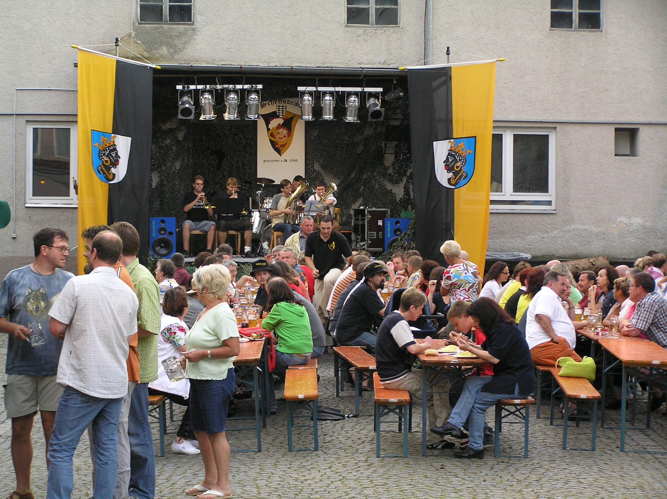 Das Schelmbräu Hoffest im Sonnnenhof 2005